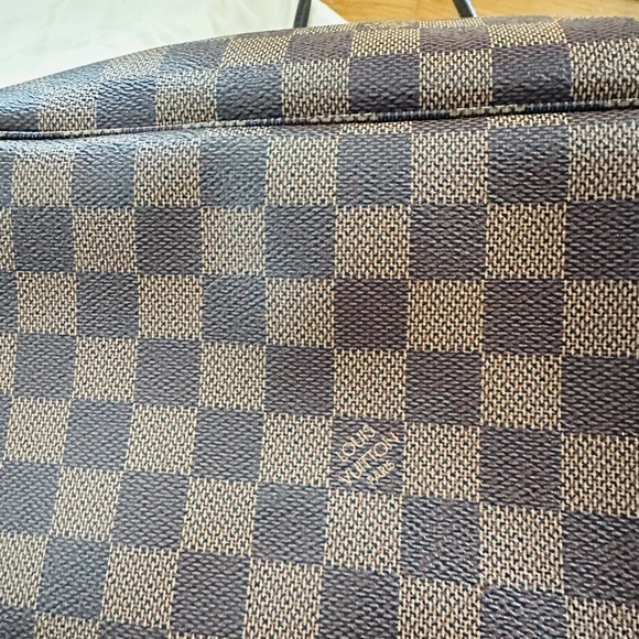 Authentic Louis Vuitton Damier Ebene Neverfull MM - Picture 9 of 12